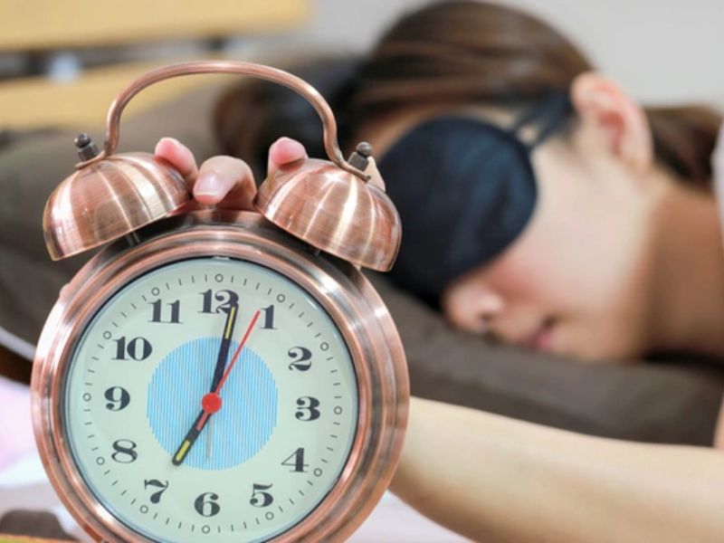 thức giấc nửa đêm không ngủ lại được